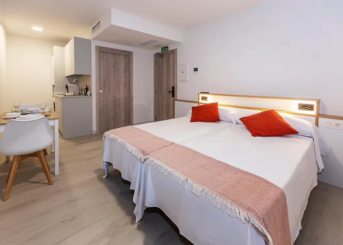 Ola Hotel apartamentowy *