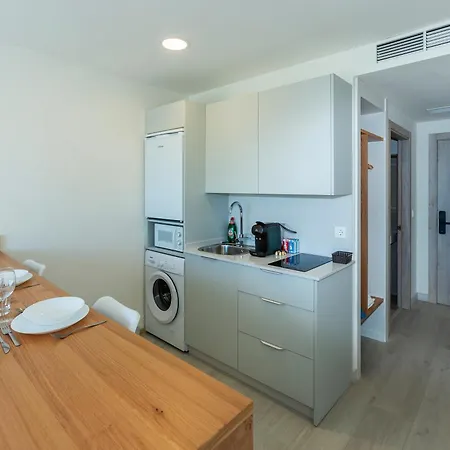 Ola Aparthotel *